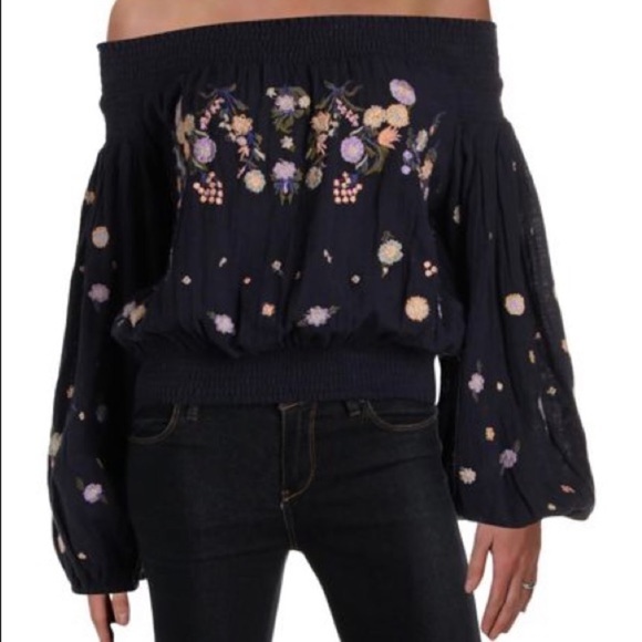 Free people off the shoulder top - Picture 2 of 5